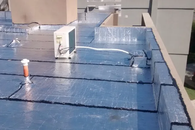 Techo con membrana aluminizada