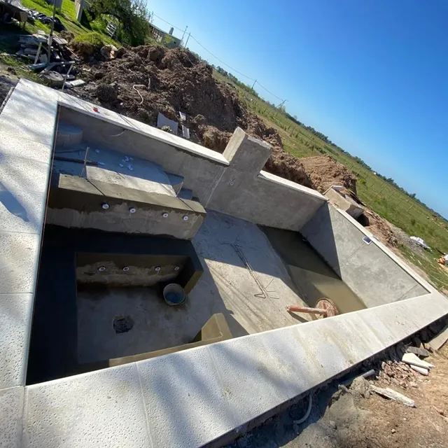 Detalle acabado piscina